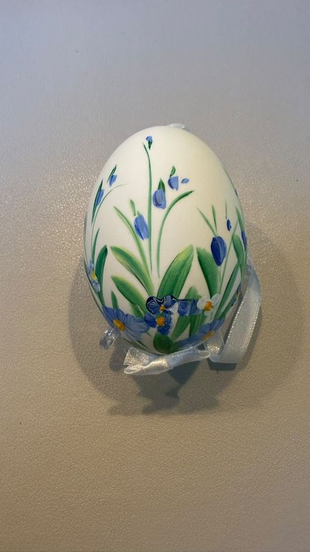 Osterei - blaue Blüte E7