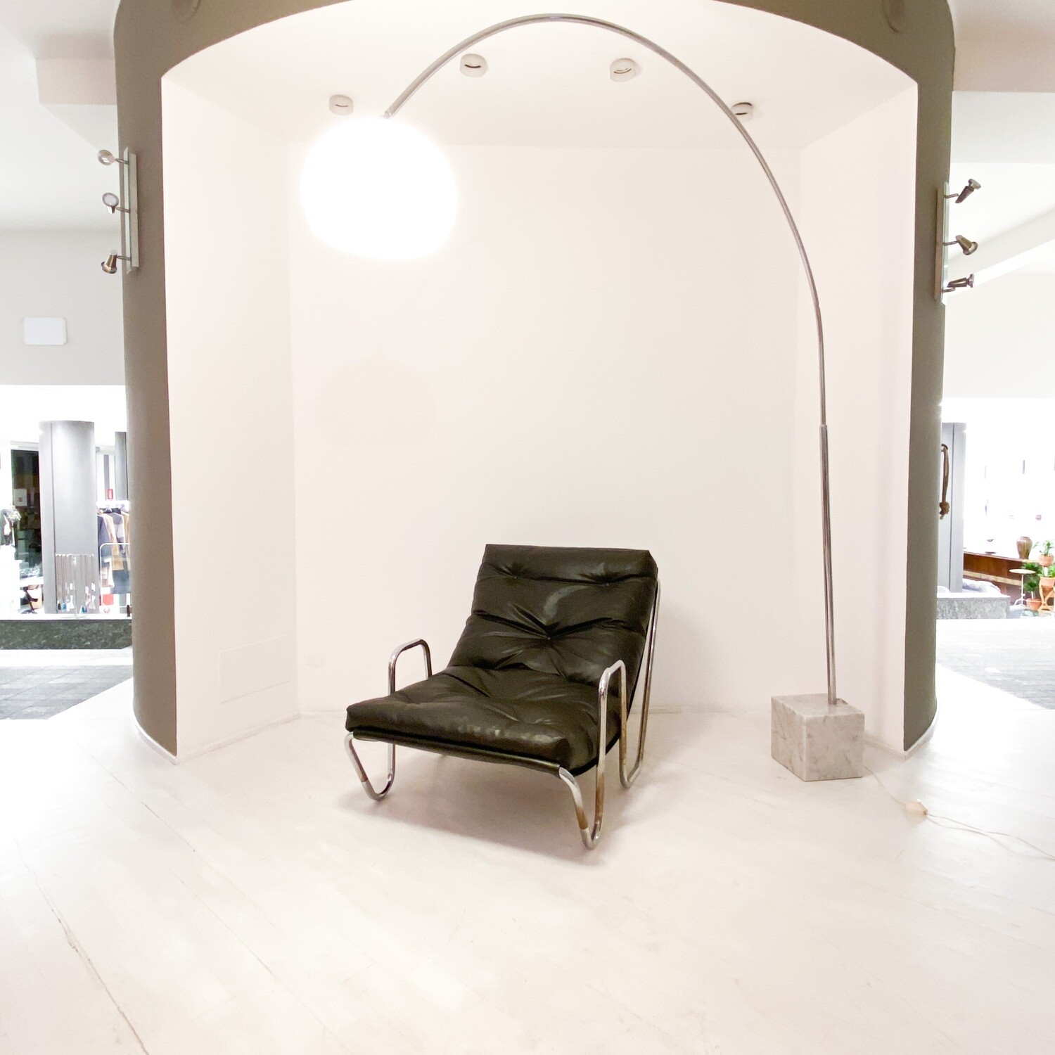 1970s arc lamp