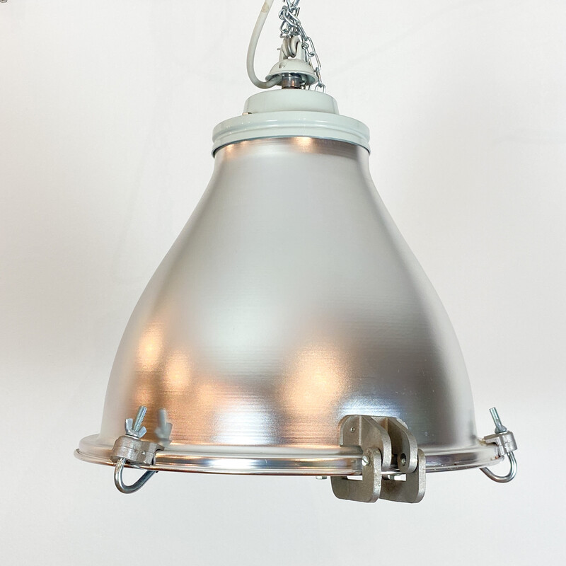 Suspension lamp in aluminum