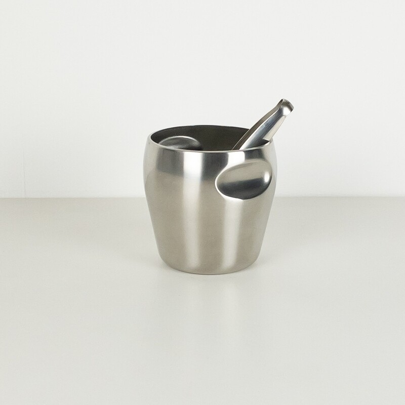 Ice bucket in satin steel designed by Luigi Massoni and Carlo Mazzeri for Alessi
