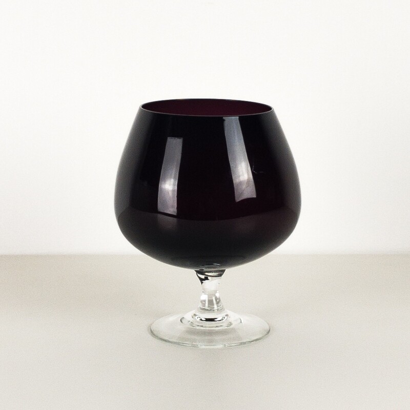 Amethyst cup goblet from the 1960s
