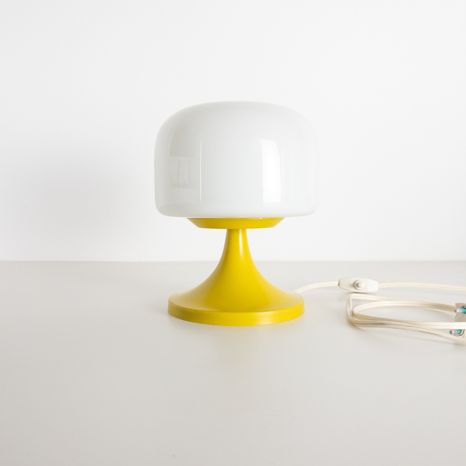 Space Age Style Mushroom Table Lamp