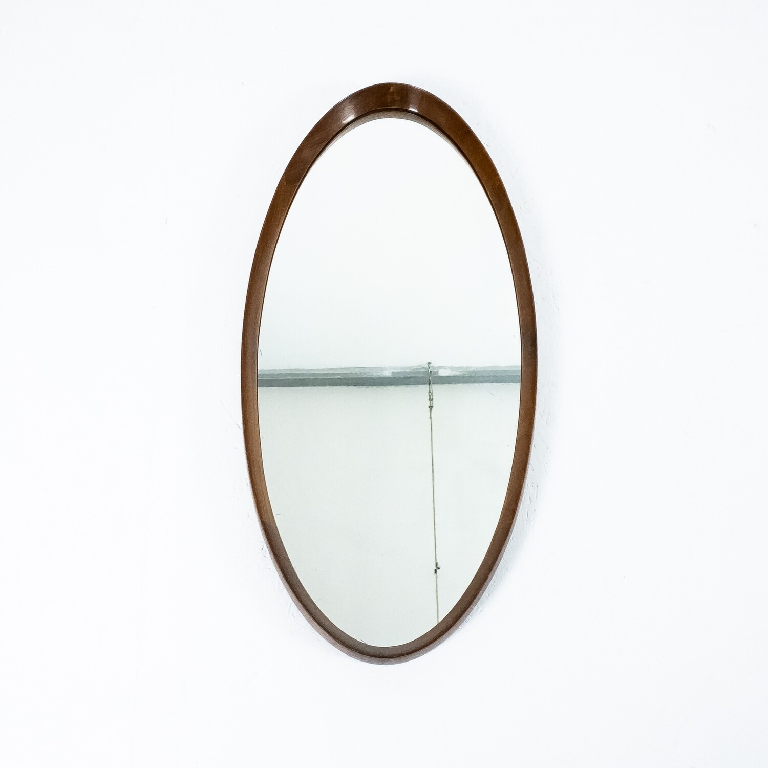 Specchio ovale in legno, anni '70