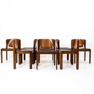 Set of 8 Chairs 122 Vico Magistretti for Cassina 1967