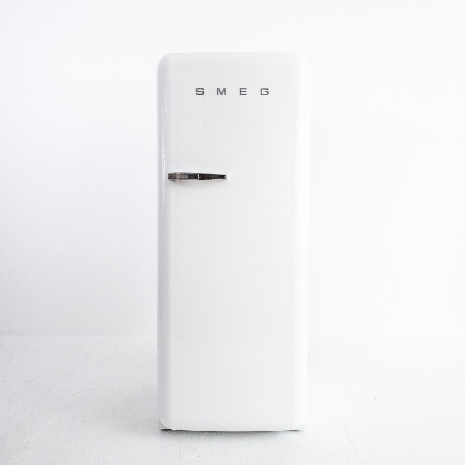 Smeg single door refrigerator with freezer