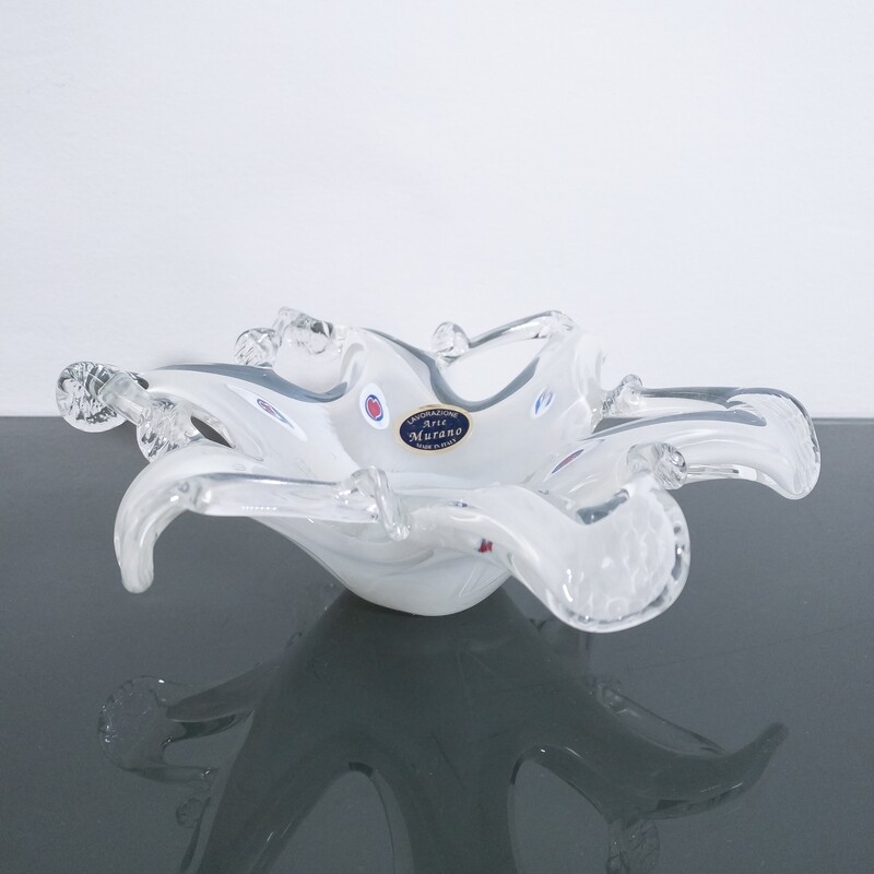 Flower-shaped ashtray in Murano glass