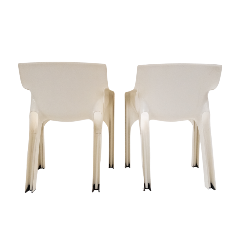 Set of 2 Italian Gaudì chairs by Vico Magistretti for Artemide, 1970s