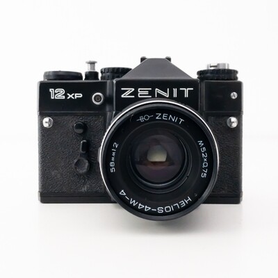 Zenit 12 XP camera