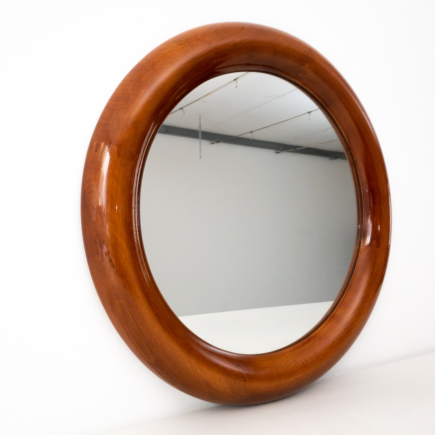 Specchio tondo in legno, anni '60