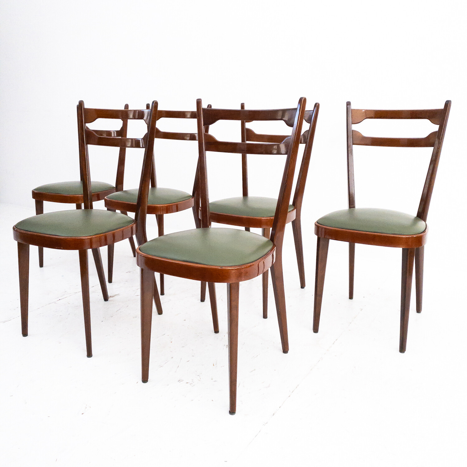 Set of 6 chairs in Paolo Buffa style, Italy 1950s