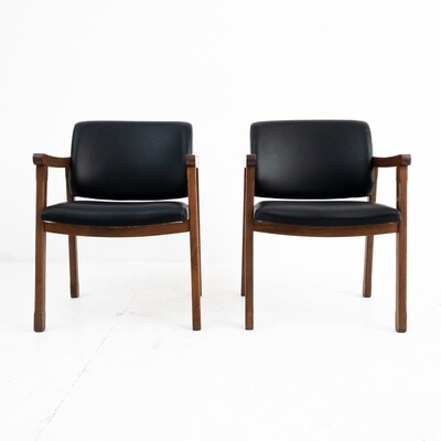 Set of 2 vintage armchairs, Italy 1960s