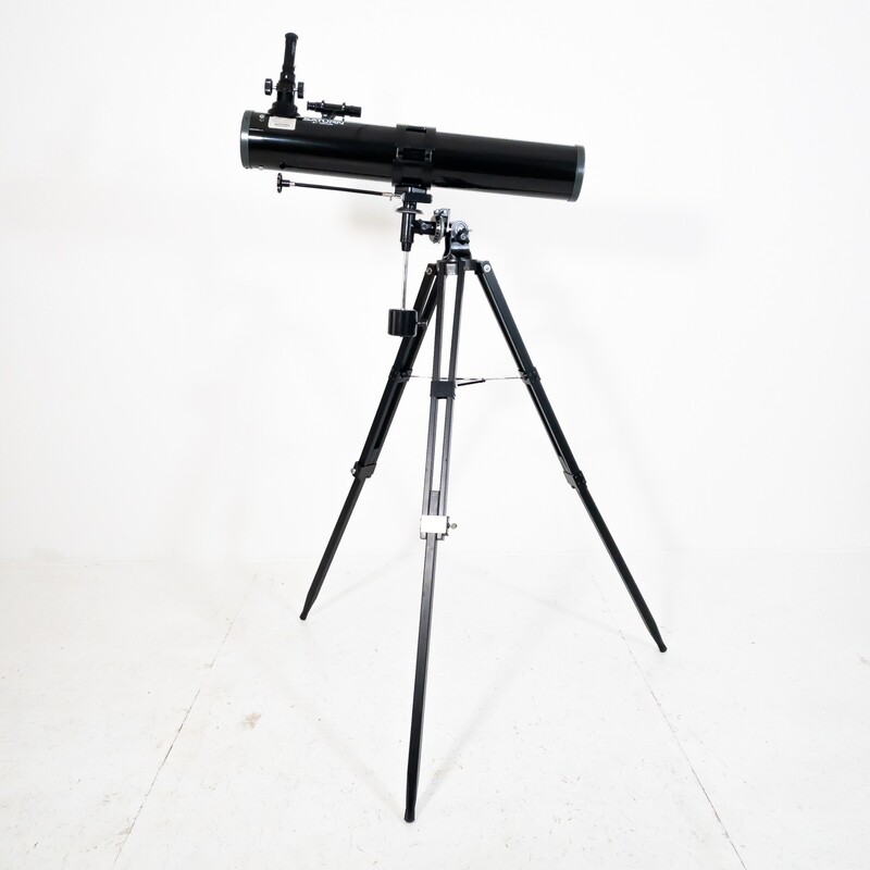 Saturn Telescope Model 114 EQ