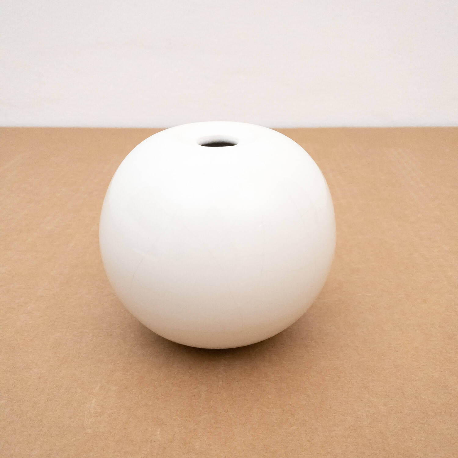 Vaso a sfera in ceramica di Sergio Asti per Gabbianelli, Italia anni '60