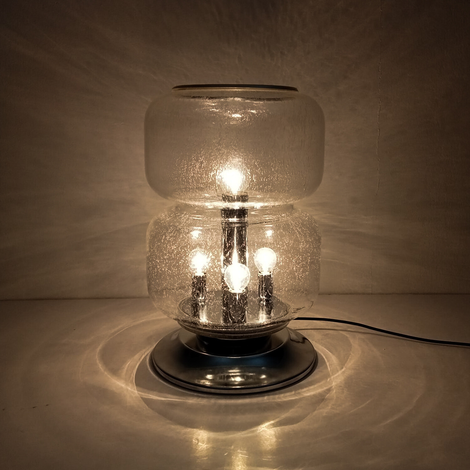 Lampada da tavolo in vetro soffiato e metallo cromato, anni '60