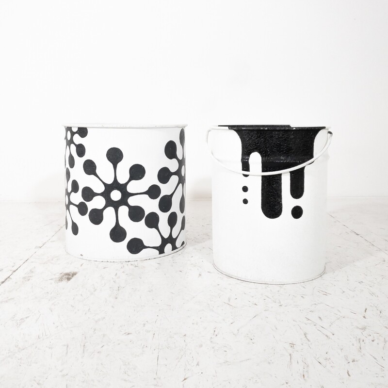Set of 2 design metal storage bins