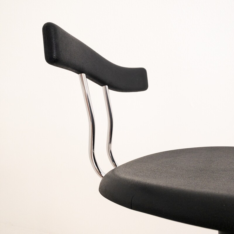 Stool in black painted metal and chromed steel from the 80s