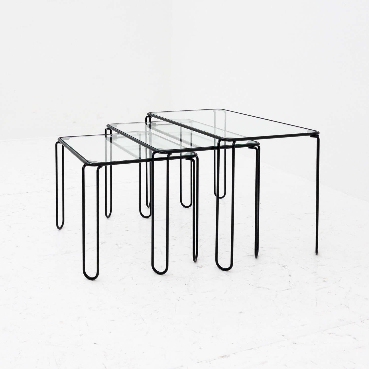 Set di tre tavolini rettangolari in filo di metallo, Italia anni '60