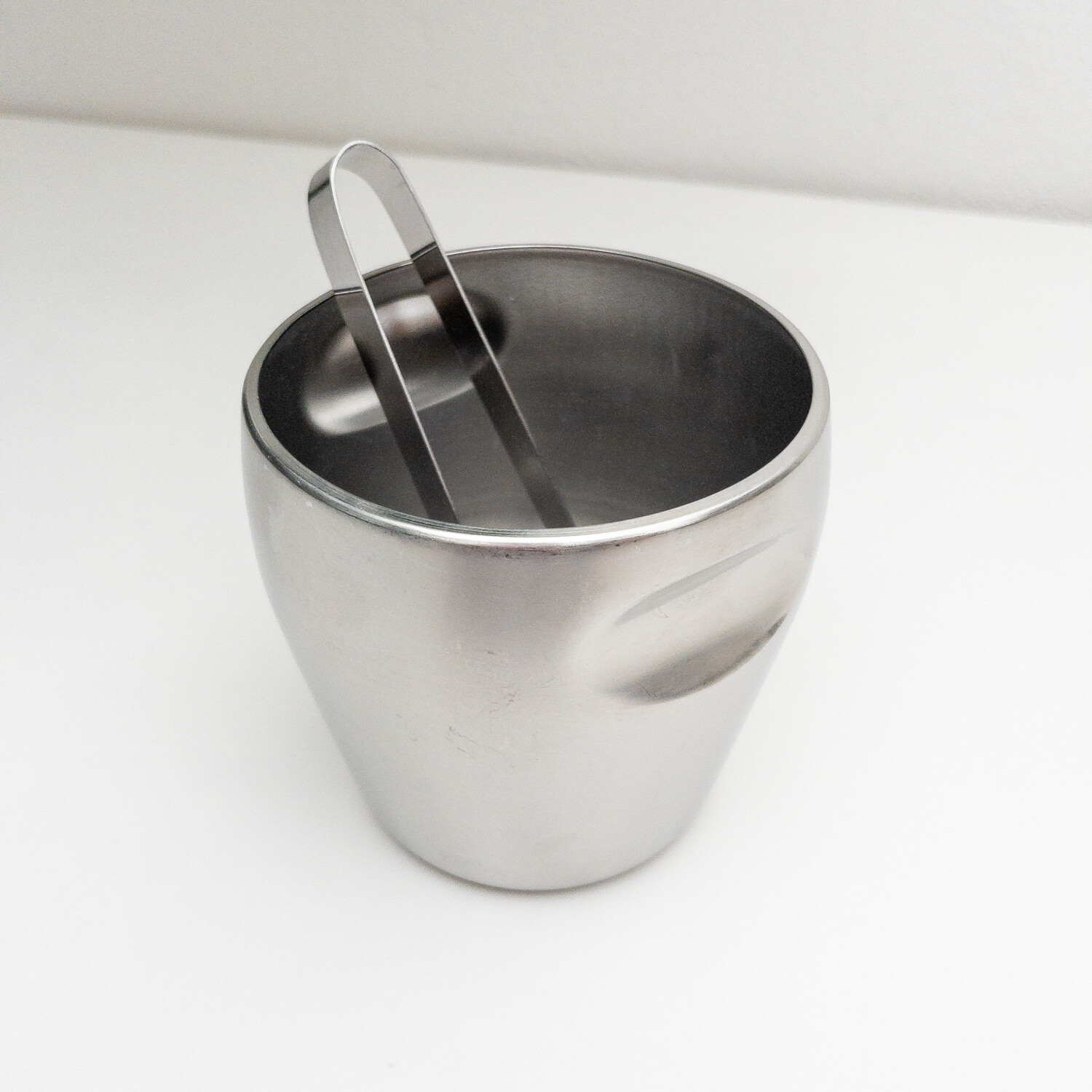 871 series ice bucket in steel Design Luigi Massoni and Carlo Mazzeri for Alfra Alessi