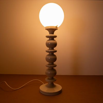 Space Age table lamp with spherical diffuser from the 70s