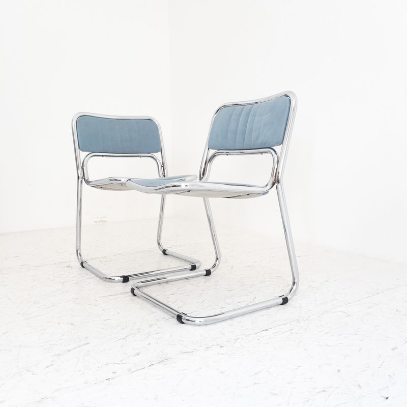 Set of 2 vintage chairs from the &#39;70s with chromed steel frame and sugar paper-colored faux alcantara fabric