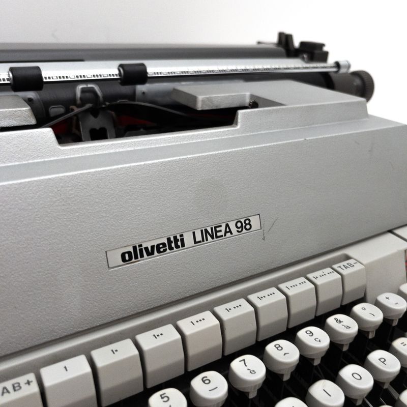 Olivetti Linea 98 Typewriter 1970s