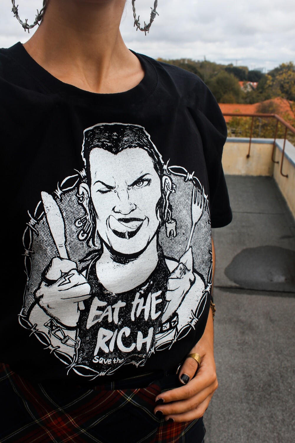 EAT THE RICH t-shirt