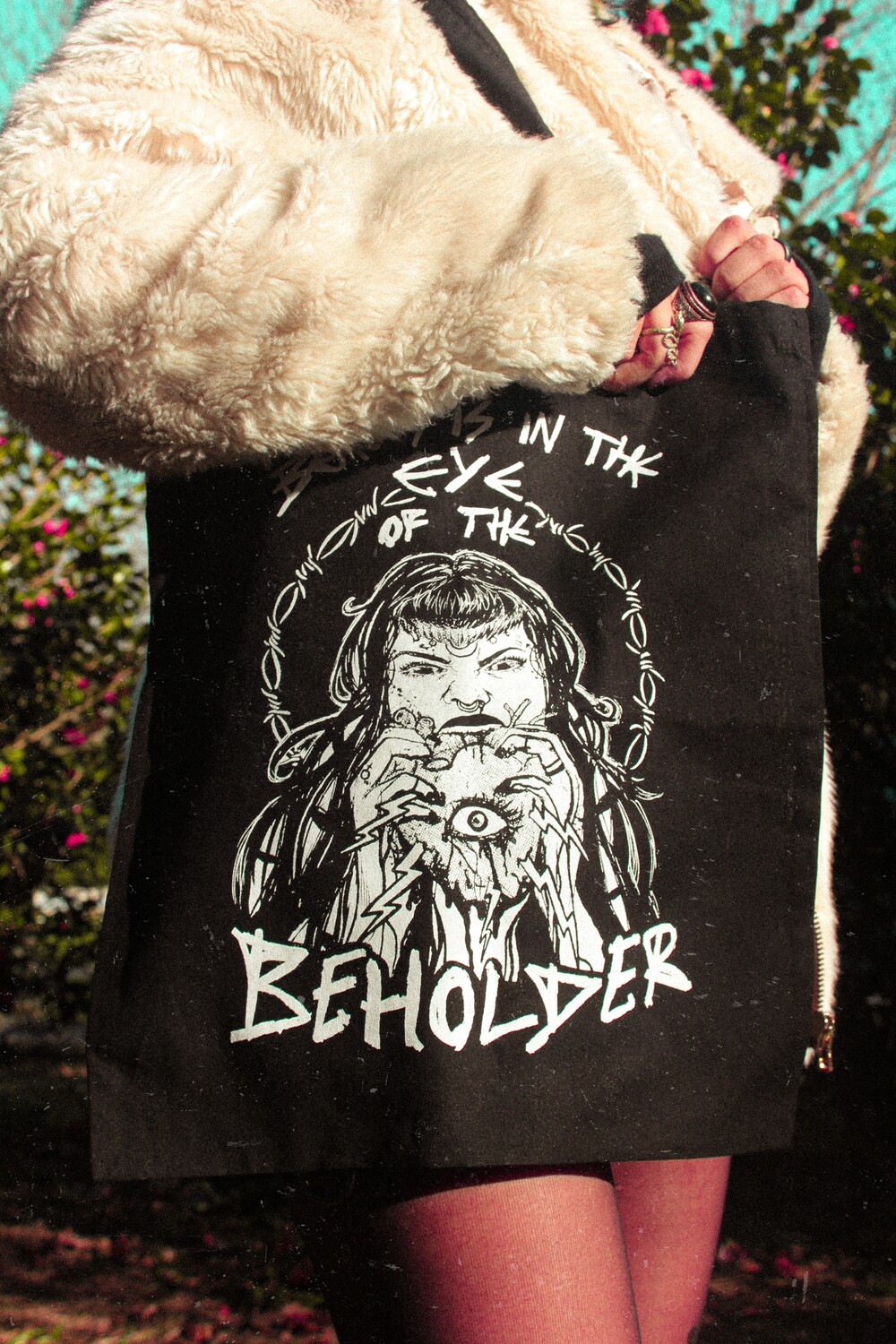 Eye of the beholder Tote bag