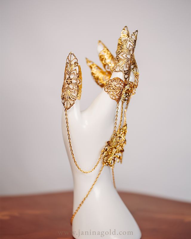Golden Claw Glove - Finger Armor Jewelry