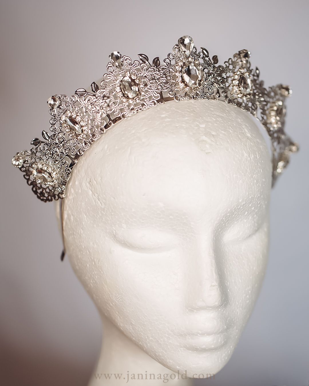 Silver Duchess Crown