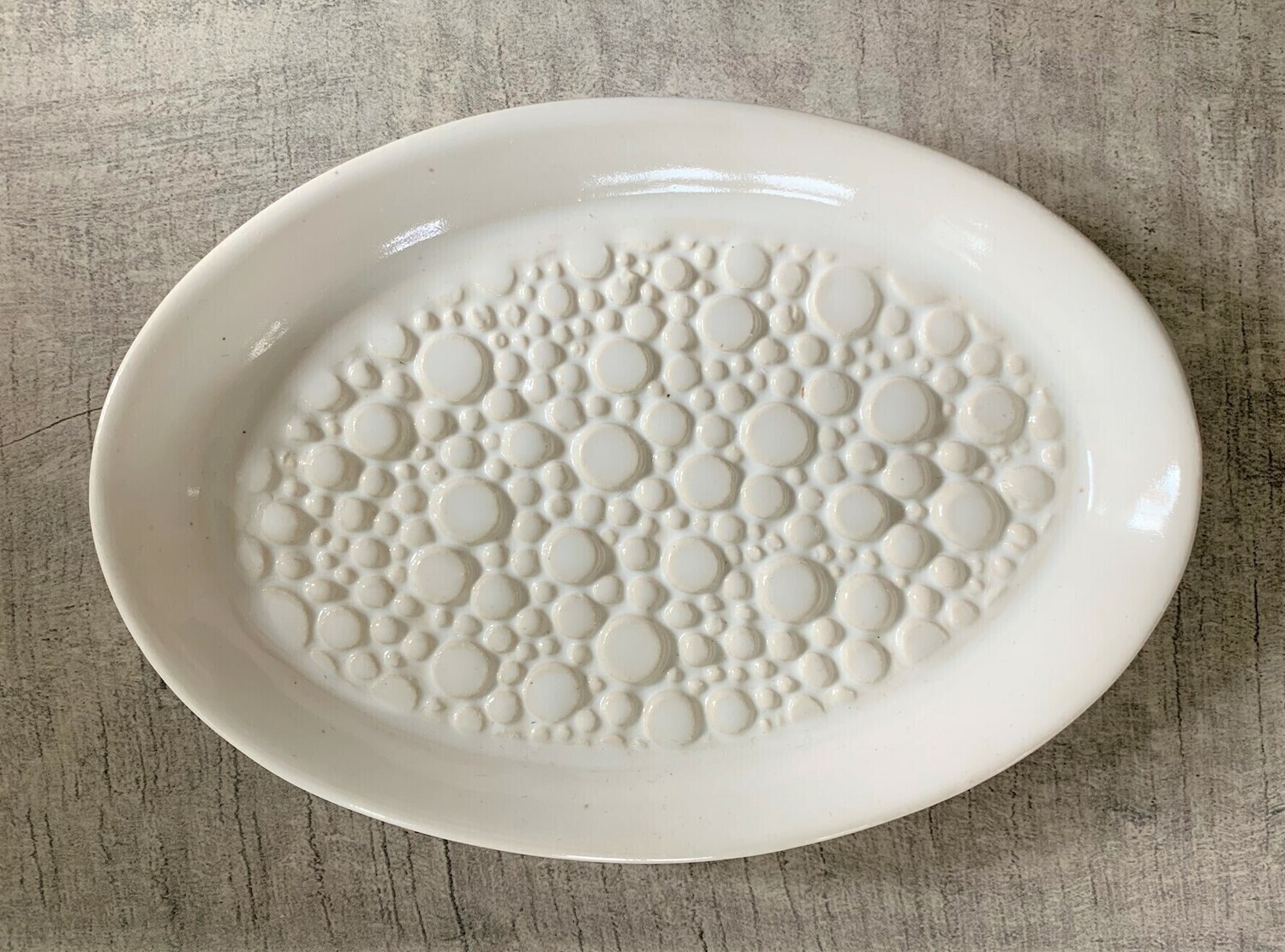 Bubbles Soap Dish - Ivory