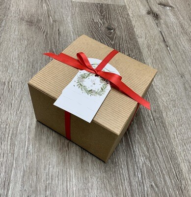 Holly &amp; Jolly Gift Set