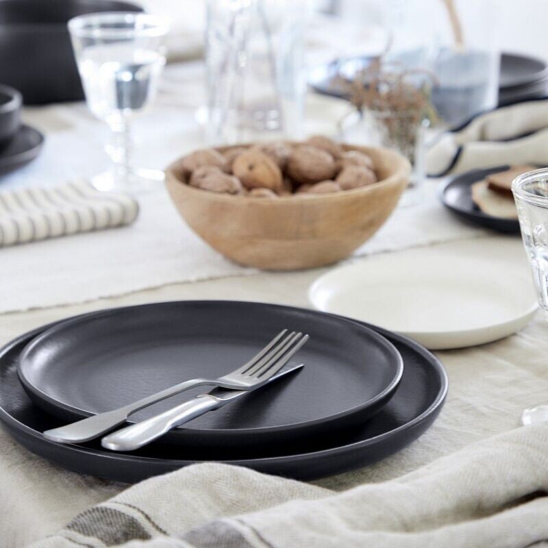 Pacifica Salad Plate, Seed Grey