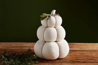 Ivory Stacked Pumpkins