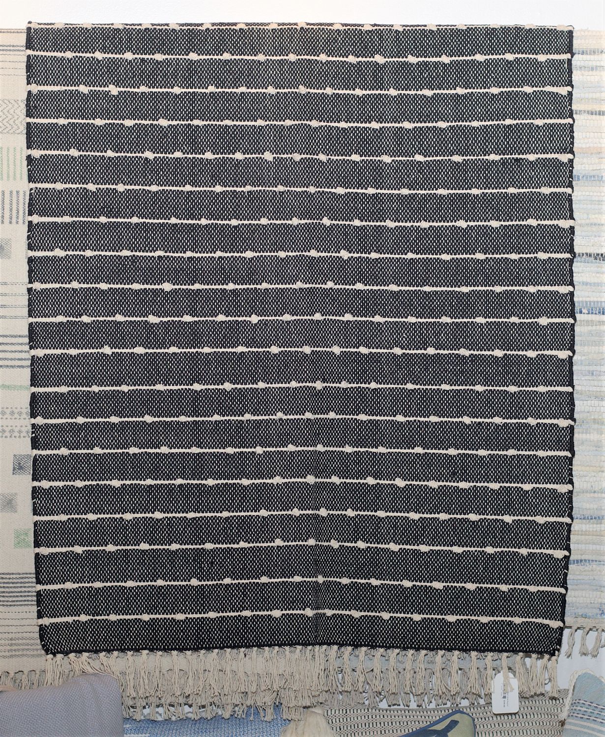Hoopla Rug, Black 3x5