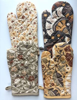 Fall Print Oven Mitt