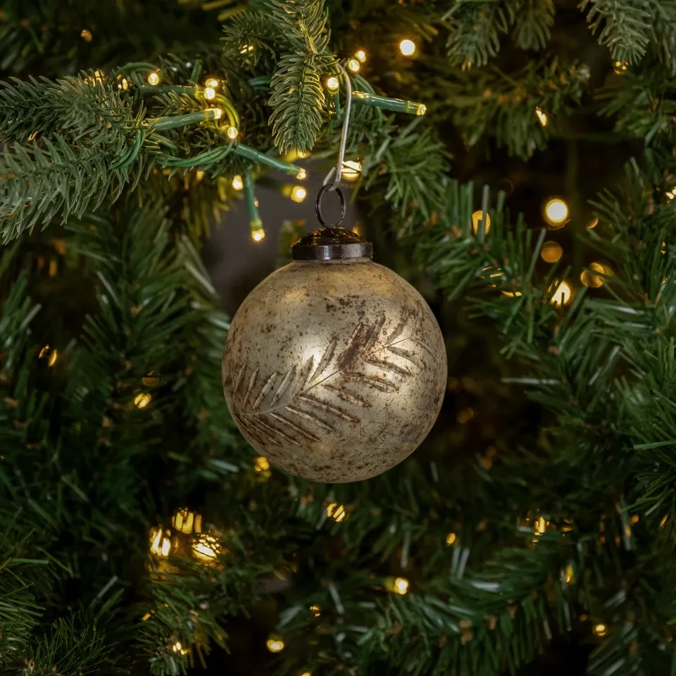 Printed Leaf Ornament, 3"