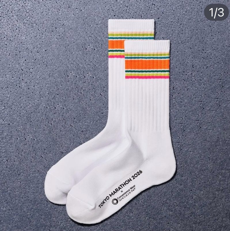 FamilyMart 東京馬拉松2026 限量間條襪 (白底) 25-28cm