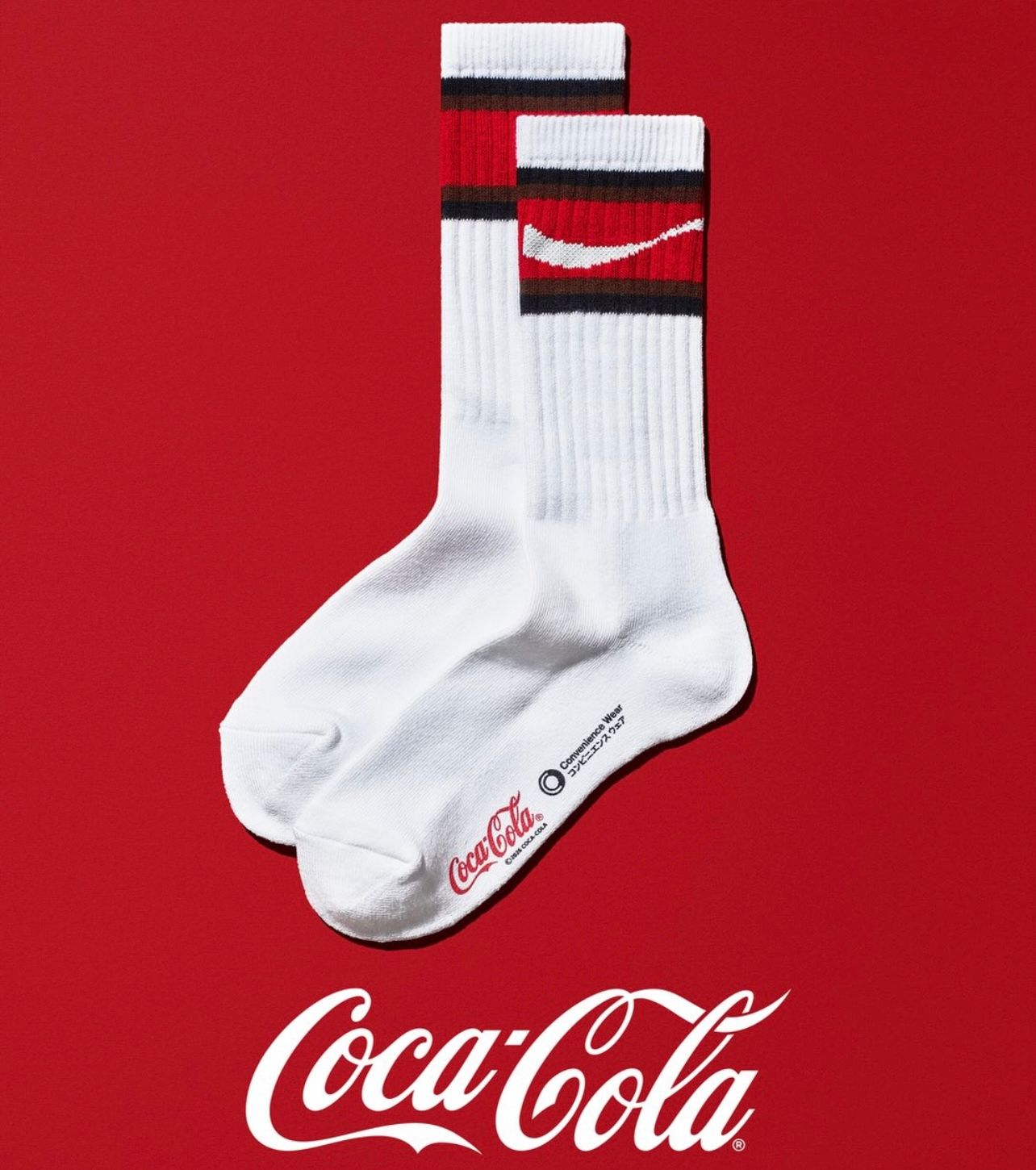 FamilyMart Coca Cola 可口可樂 限量間條襪 (白底) 22-25cm