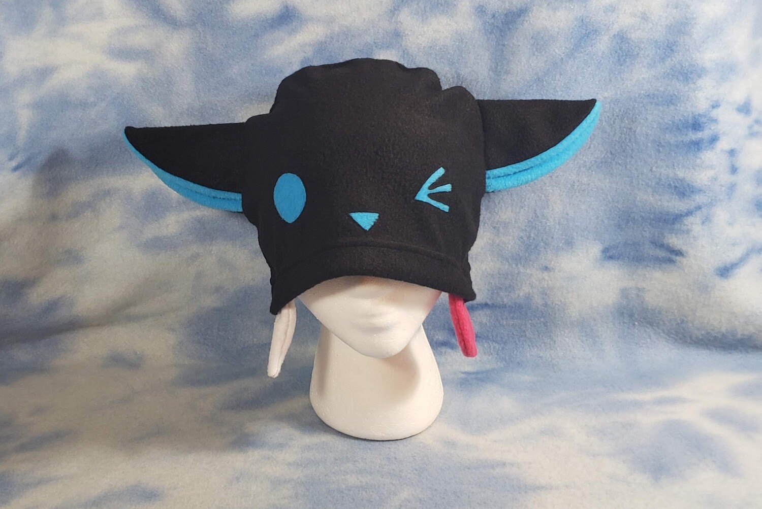 Derpy Kitty Winking Hat