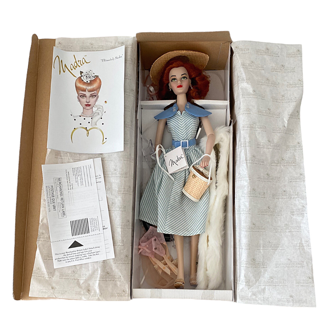 Ashton-Drake Galleries "Ultimately Madra" Gene Marshall Collection Doll & Clothing Accessories