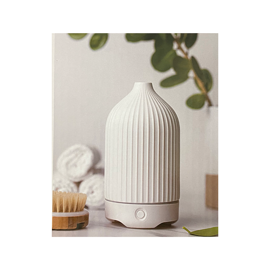 Woolzies Aromatherapy Ultrasonic Diffuser & Peppermint Oil