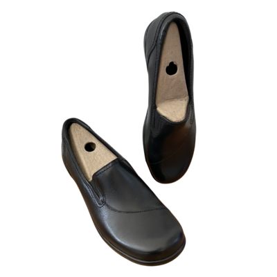 Clarks® Bendable Slip-On Shoe Women's Size 10M