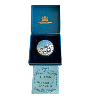 Bilston &amp; Battersea Enamels Made In England Hinged Trinket Box Christmas 1974