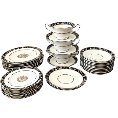 Wedgewood Runnymede Blue Design Serving Set of 35