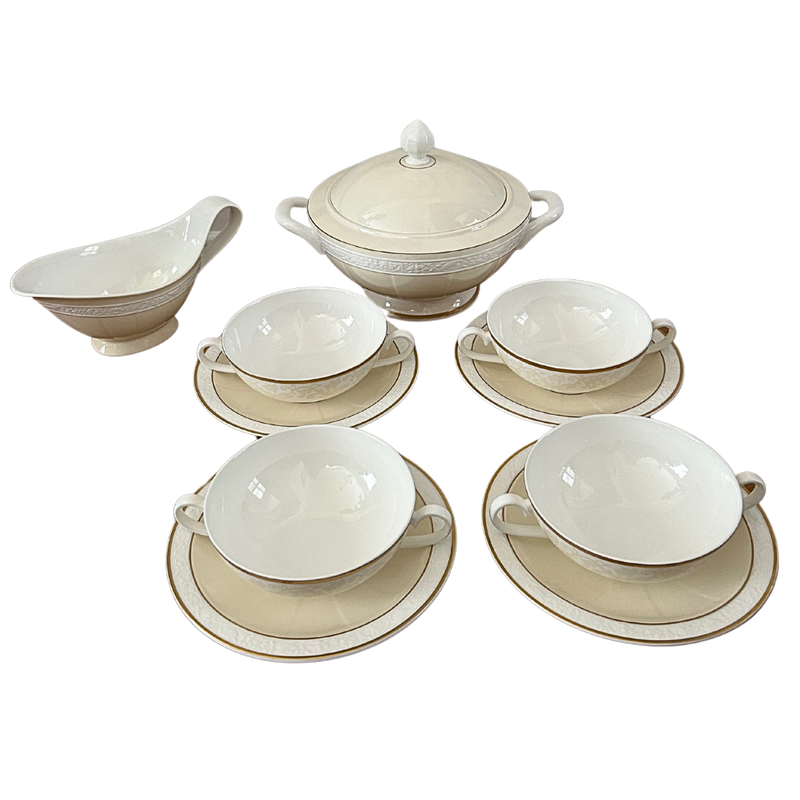 Villeroy &amp; Boch Ivoire Made In Germany Bone China Soup/Vegetable Server, Soup Bowls, and Gravy Boat Serving Set of 11