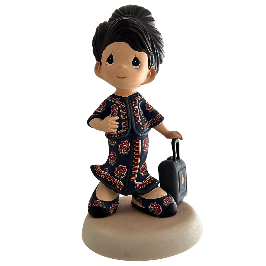 Precious Moments Singapore Airlines Girl with Luggage 2015 Hand Painted Figurine 159033