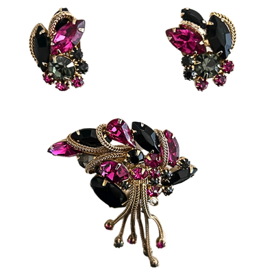 Hattie Carnegie Signed Brooch &amp; Clip On Earrings Set