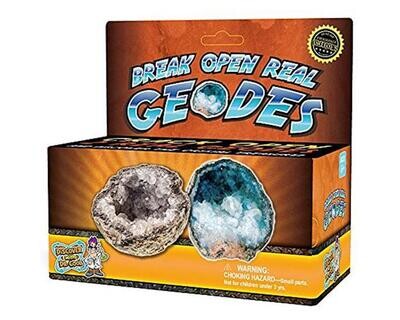 Discover w Dr. Cool Geode Kit 2 Pc