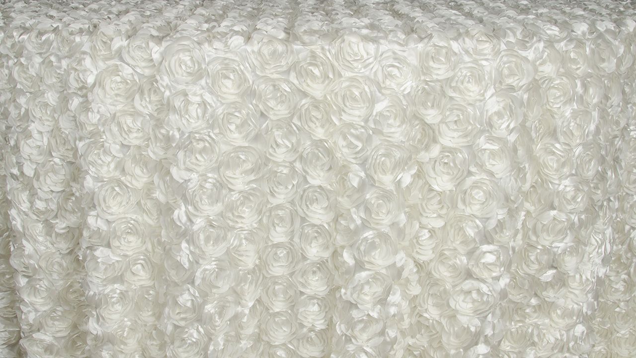 Ivory Loveable 132" Round