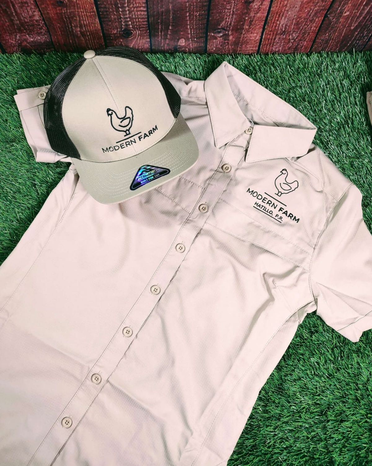 Oferta de Fishing Shirts y Gorras